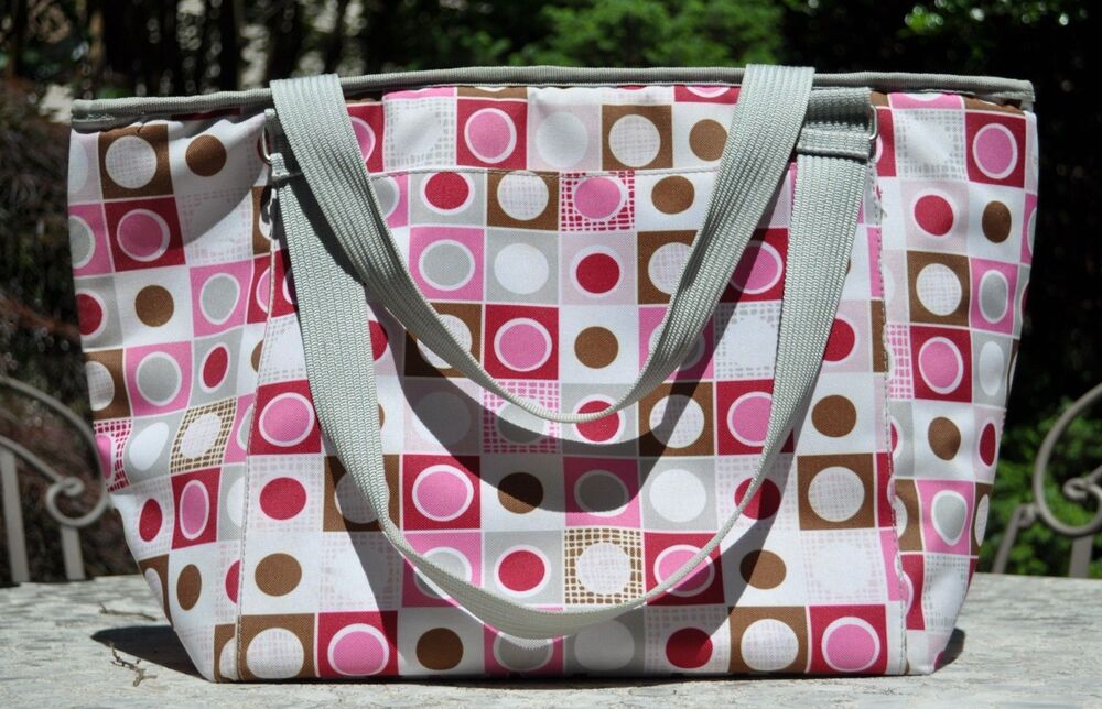 Picnic Time Topanga Insulated Cooler Tote (Pink Geo Print, 33L) - Picture 4 of 8